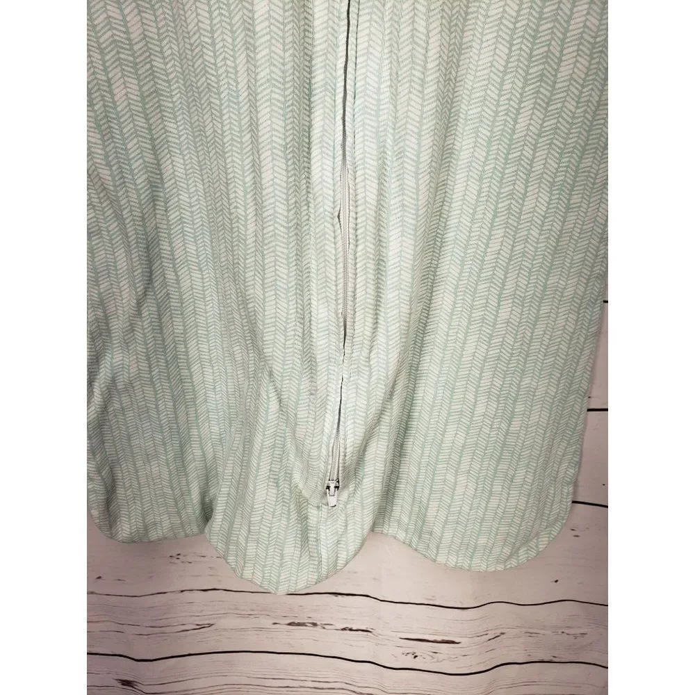 Halo pale blue